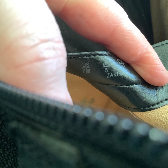 New Without Tags Naturalizer Black Boots! - Picture 8 of 8